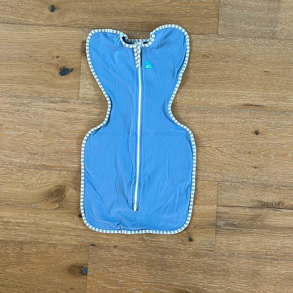 Love to dream sleep sack in Blue size SM 8-13lbs